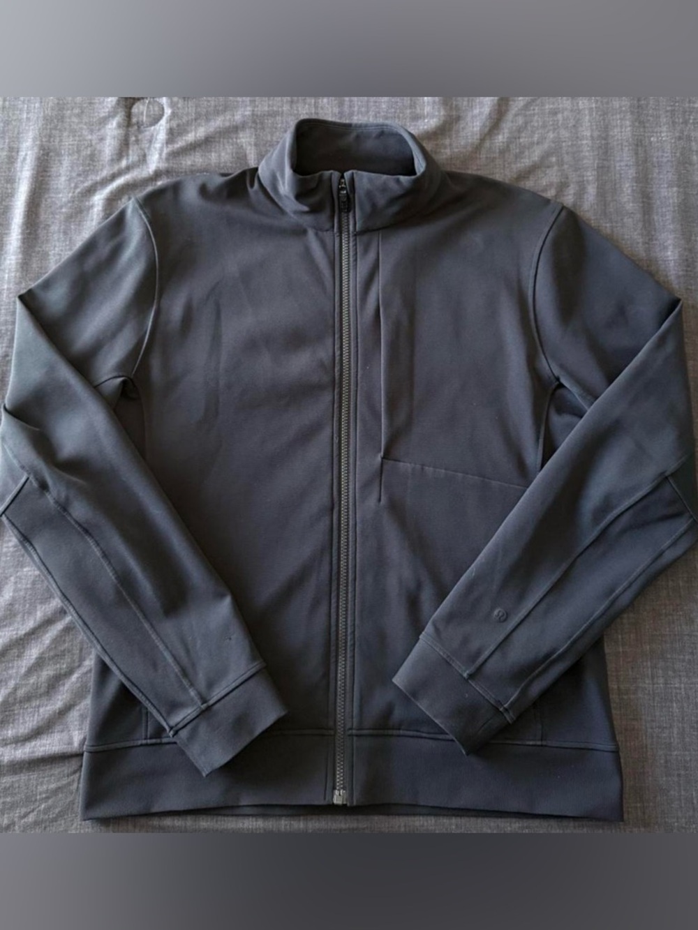 Lululemon black scuba jacket men’s size Large